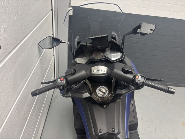 kymco - ak-550