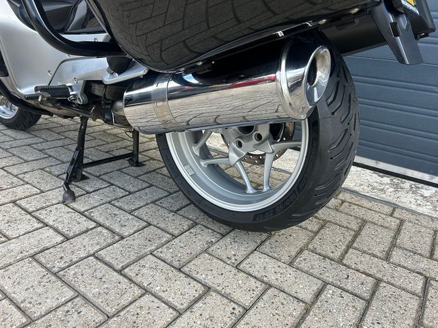 bmw - r-1200-rt
