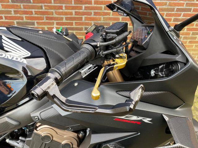 honda - cbr-650-r