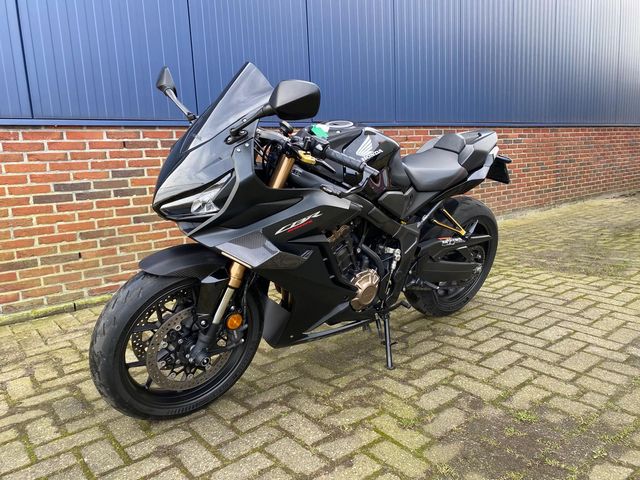 honda - cbr-650-r