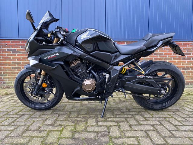 honda - cbr-650-r