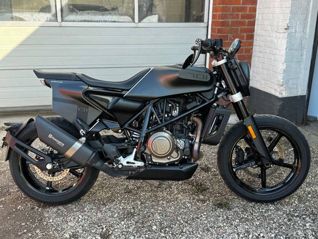 husqvarna - svartpilen-701