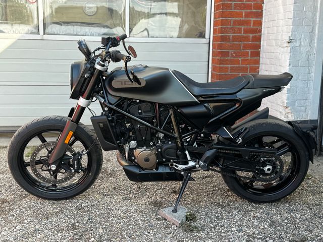 husqvarna - svartpilen-701