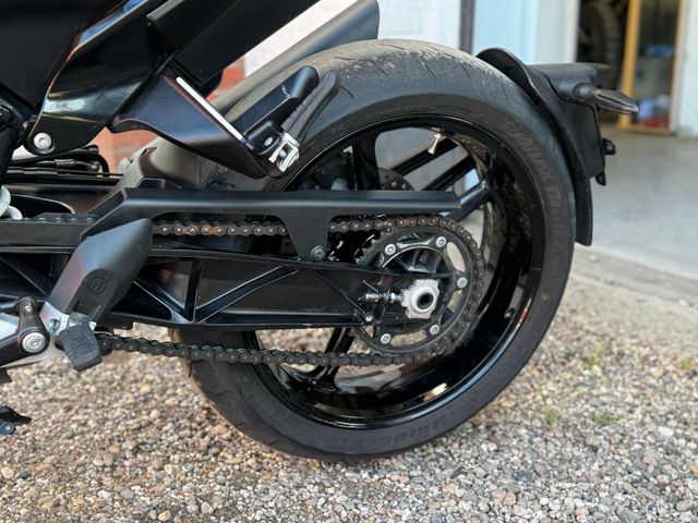 husqvarna - svartpilen-701