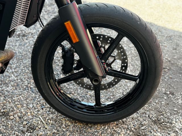 husqvarna - svartpilen-701