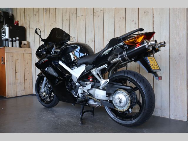 honda - vfr-800-fi-vtec