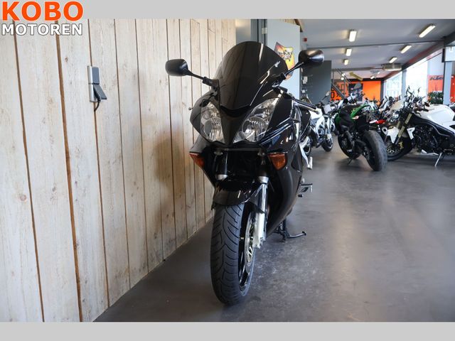honda - vfr-800-fi-vtec