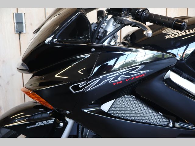 honda - vfr-800-fi-vtec
