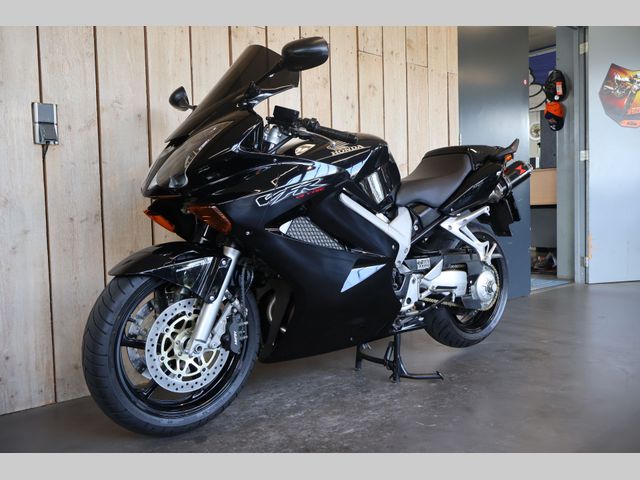 honda - vfr-800-fi-vtec