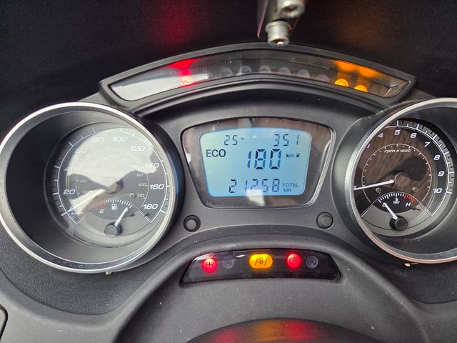 piaggio - mp3-500-hpe-sport-abs-asr