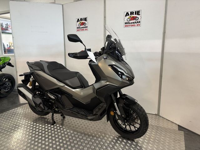 honda - adv-350