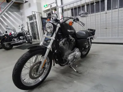 HARLEY-DAVIDSON SPORTSTER LOW XL 883 L – foto 3