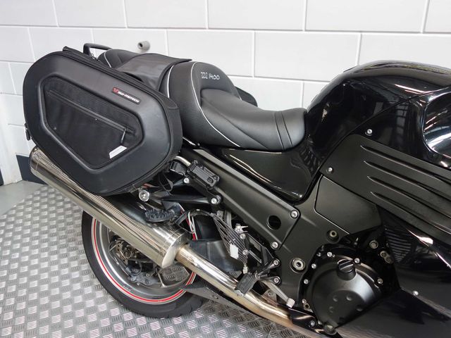 kawasaki - zzr-1400-abs