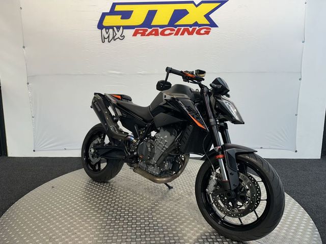 ktm - 890-duke