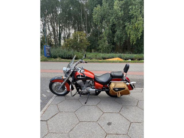 honda - vt-750-c2-shadow-ace