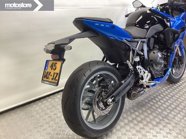 suzuki - gsx-8r