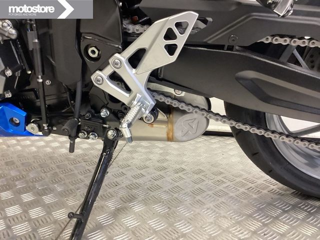 suzuki - gsx-8r