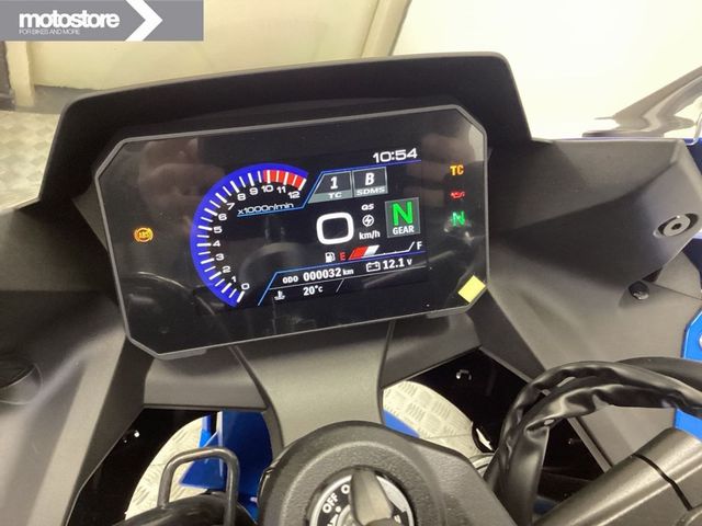 suzuki - gsx-8r