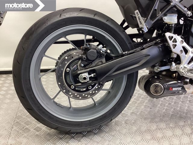 suzuki - gsx-8r