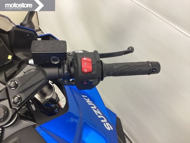 suzuki - gsx-8r