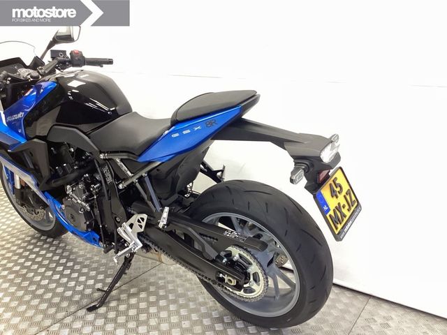 suzuki - gsx-8r