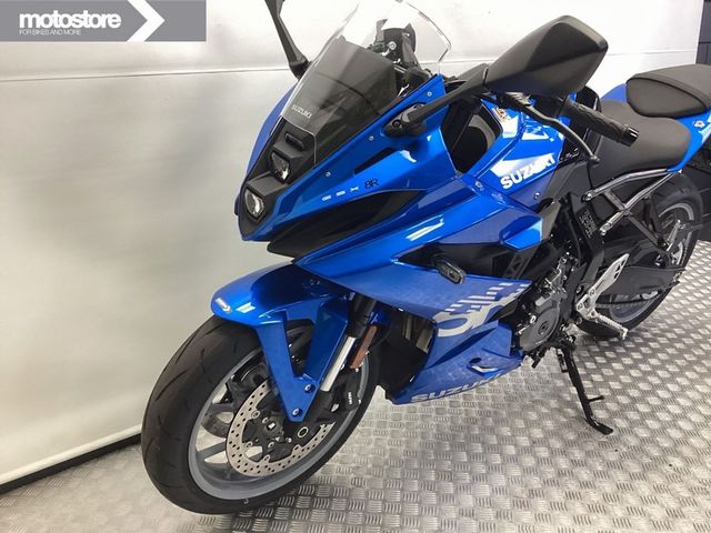 suzuki - gsx-8r