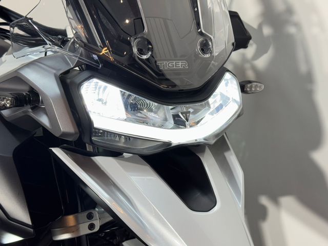 triumph - tiger-1200-gt-pro