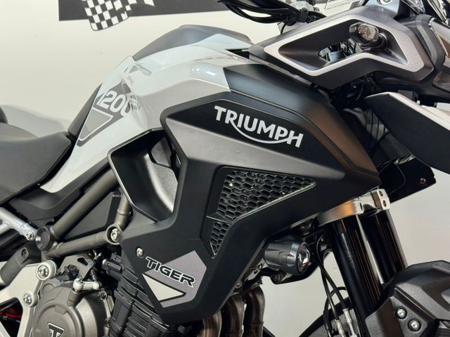 triumph - tiger-1200-gt-pro