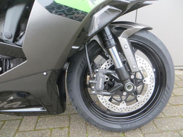 kawasaki - ninja-zx-6r