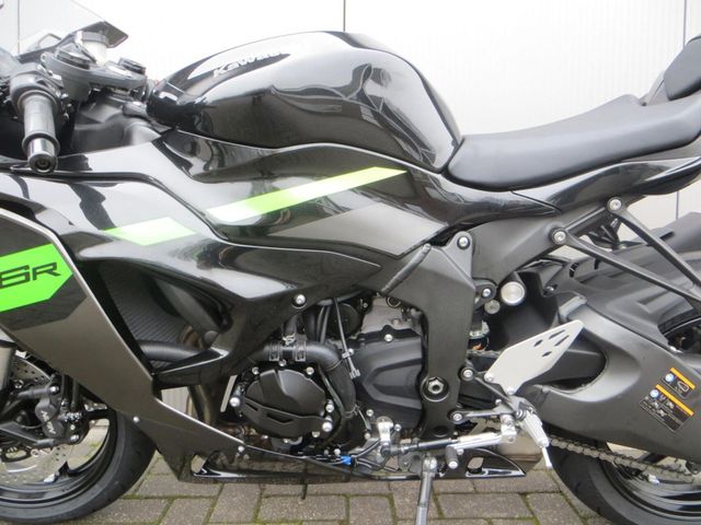kawasaki - ninja-zx-6r