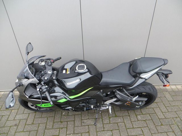 kawasaki - ninja-zx-6r