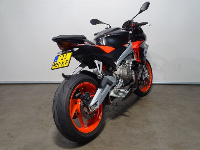 aprilia - tuono-660