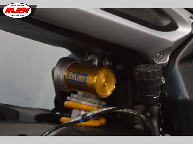 triumph - street-triple-rs