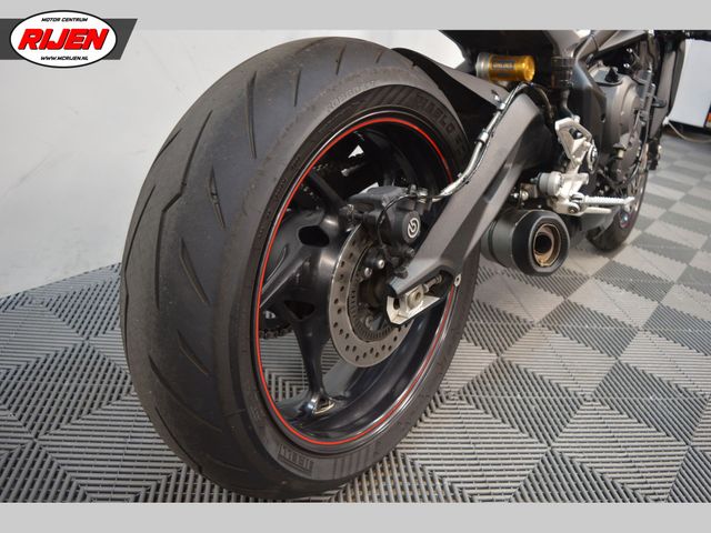triumph - street-triple-rs