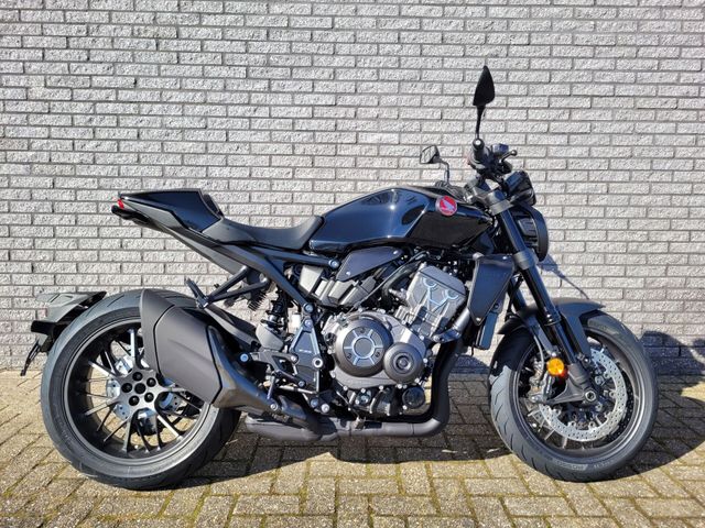 honda - cb-1000-r-black-edition
