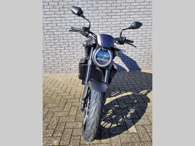 honda - cb-1000-r-black-edition