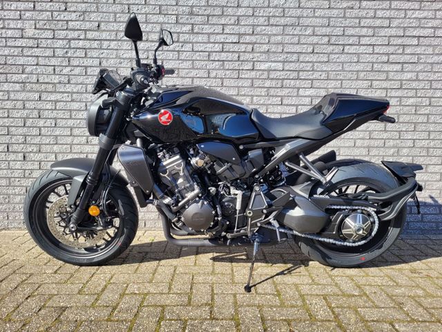 honda - cb-1000-r-black-edition