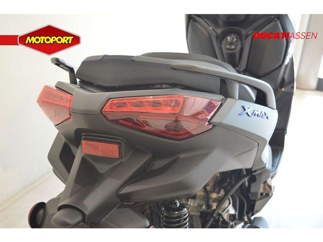 yamaha - x-max-300-abs