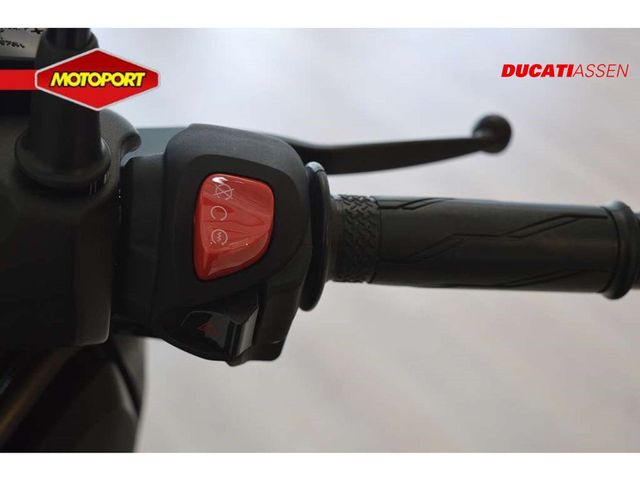 yamaha - x-max-300-abs