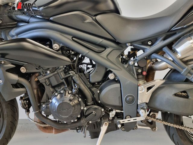 triumph - speed-triple-1050-abs