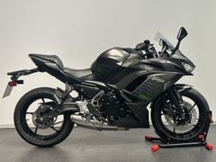 KAWASAKI NINJA 650