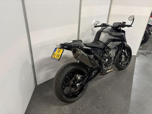ktm - 790-duke