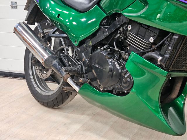 kawasaki - gpz-500-s