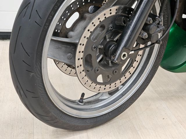 kawasaki - gpz-500-s