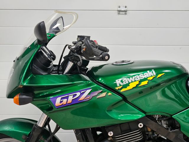 kawasaki - gpz-500-s
