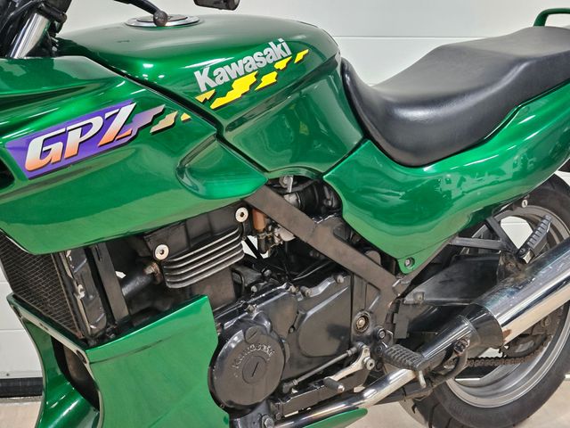 kawasaki - gpz-500-s