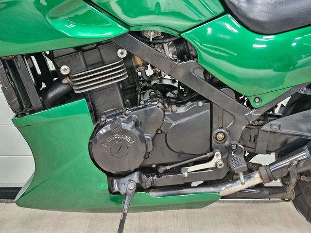 kawasaki - gpz-500-s
