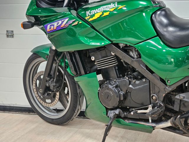 kawasaki - gpz-500-s