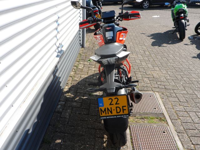 ktm - 390-duke