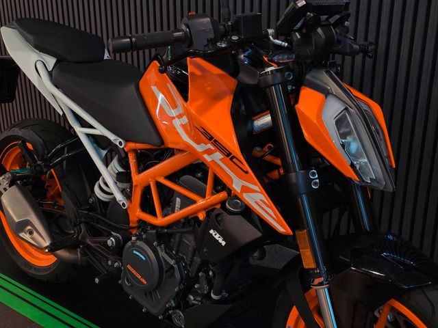 ktm - 390-duke